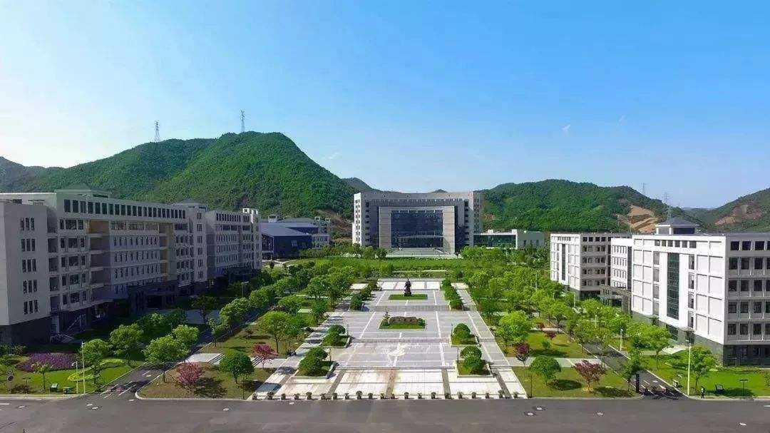 浙江中医药大学2026年成人高考报考招生简章