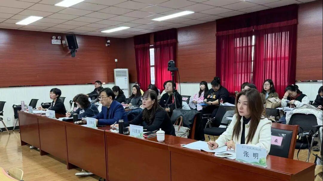 通州小学英语教师教学能力提升专项培训在芙蓉小学焦王庄校区举行