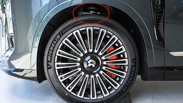 为了解决车主开车晕车，蔚来都做了哪些事情？