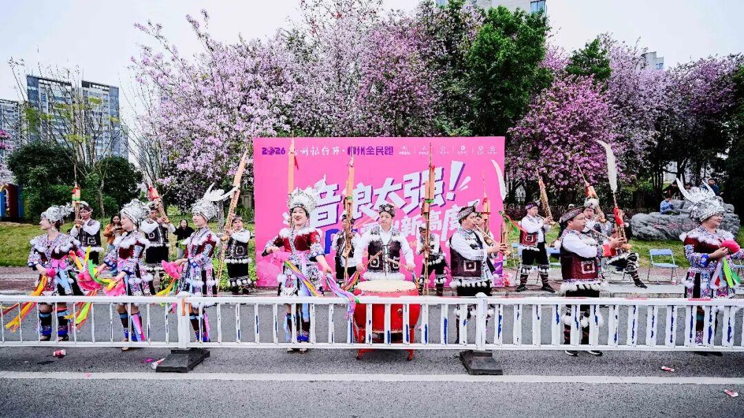 马拉松，就是要多向社会“报喜”