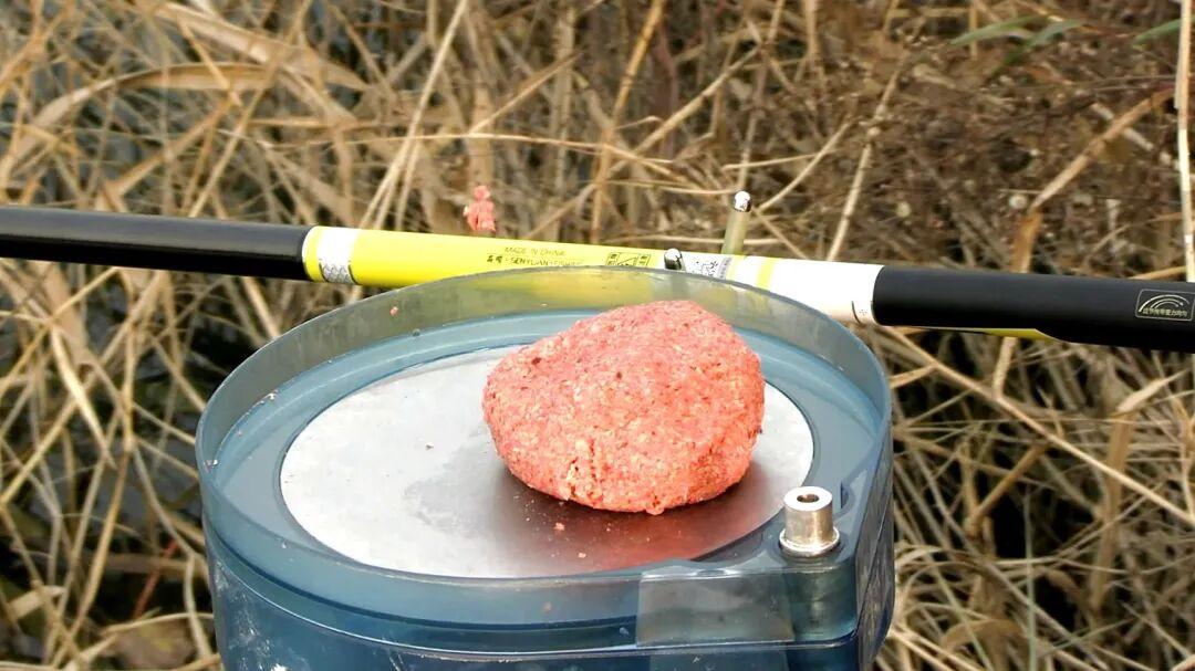 野钓高手的“行程钓法”：学会这4招“搜层大法”，鱼在哪儿都能钓上来！