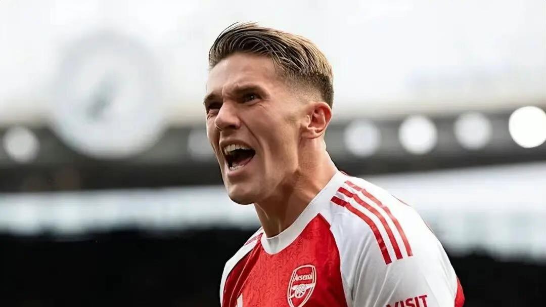 7500万神锋哑火！阿森纳争冠最大短板浮现，塔帅如何激活他？