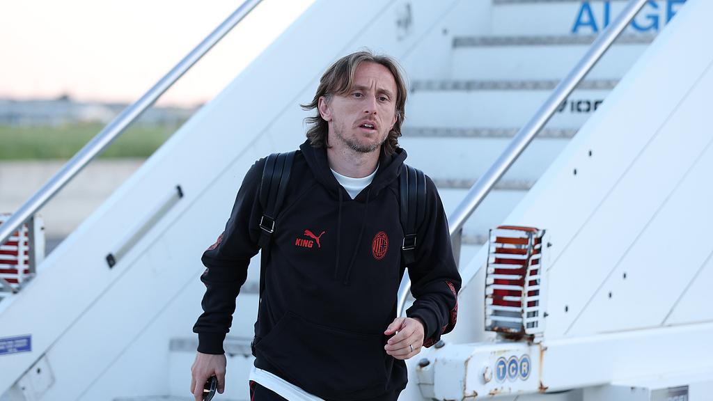 周一意甲英冠预测：那不勒斯VSA米，尤文VS热那亚，米尔VS诺维奇