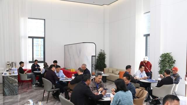 太湖华锦悦湖城 益智活动乐居民