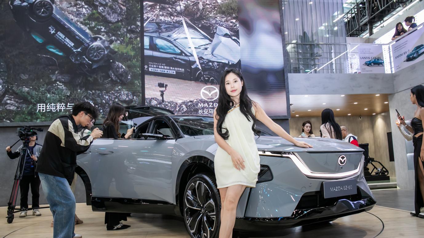 NX8与EZ-60：补能与舱居的两种答案