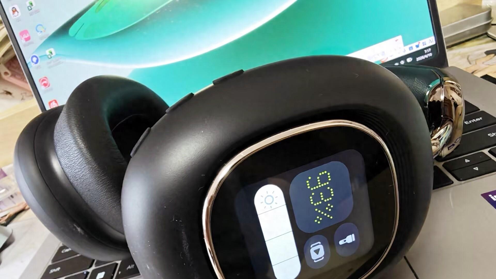 告别千篇一律设计，双灵动屏加持的南卡 Show 头戴耳机更好玩