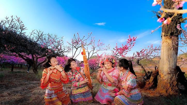 “昆明后花园”土官镇：喊你来MC溶洞泡温泉浴了，洞内只有16度
