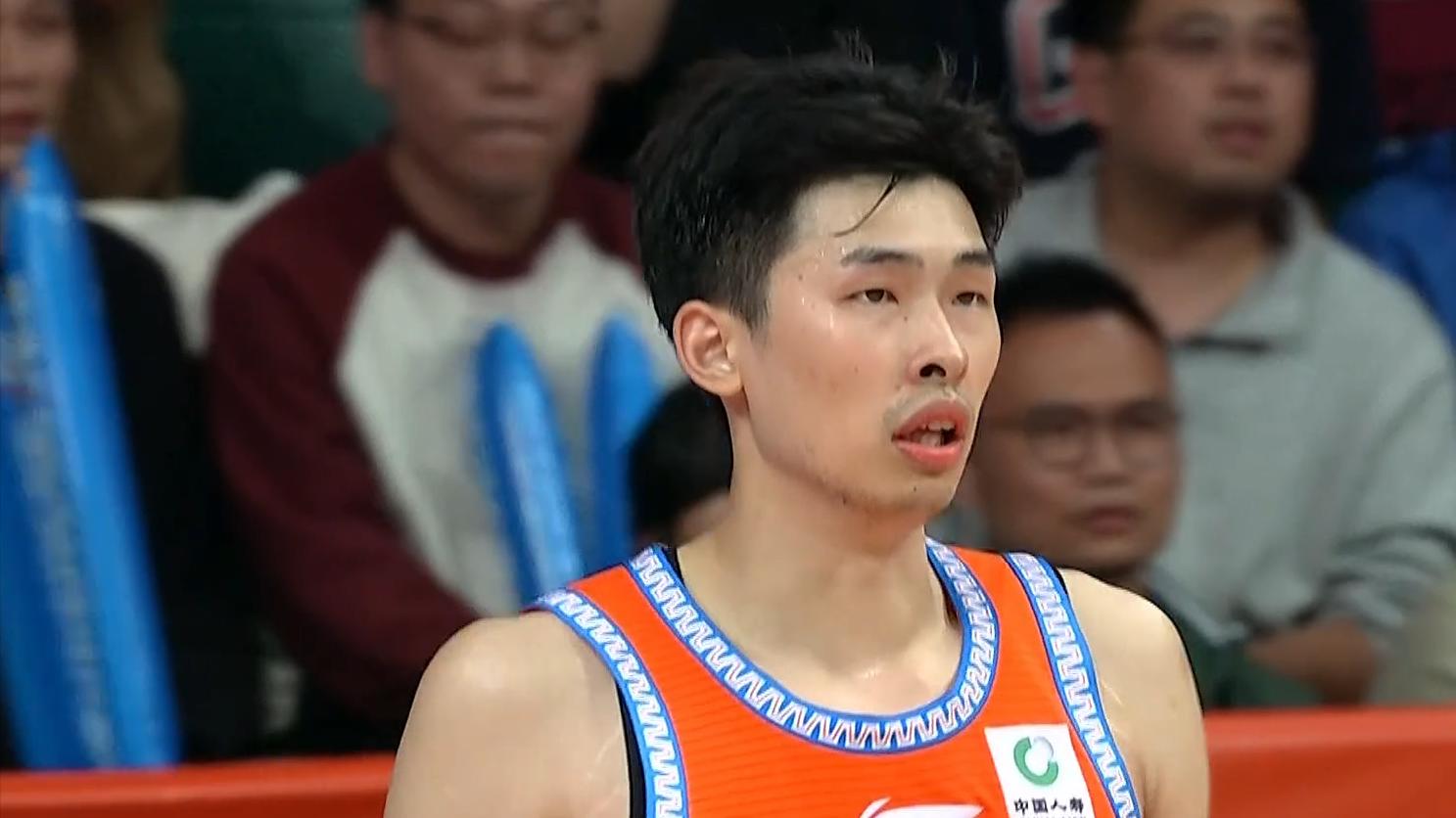 CBA：赵睿复出4连胜终结，麦基22分10篮板，邹阳爆发25+10