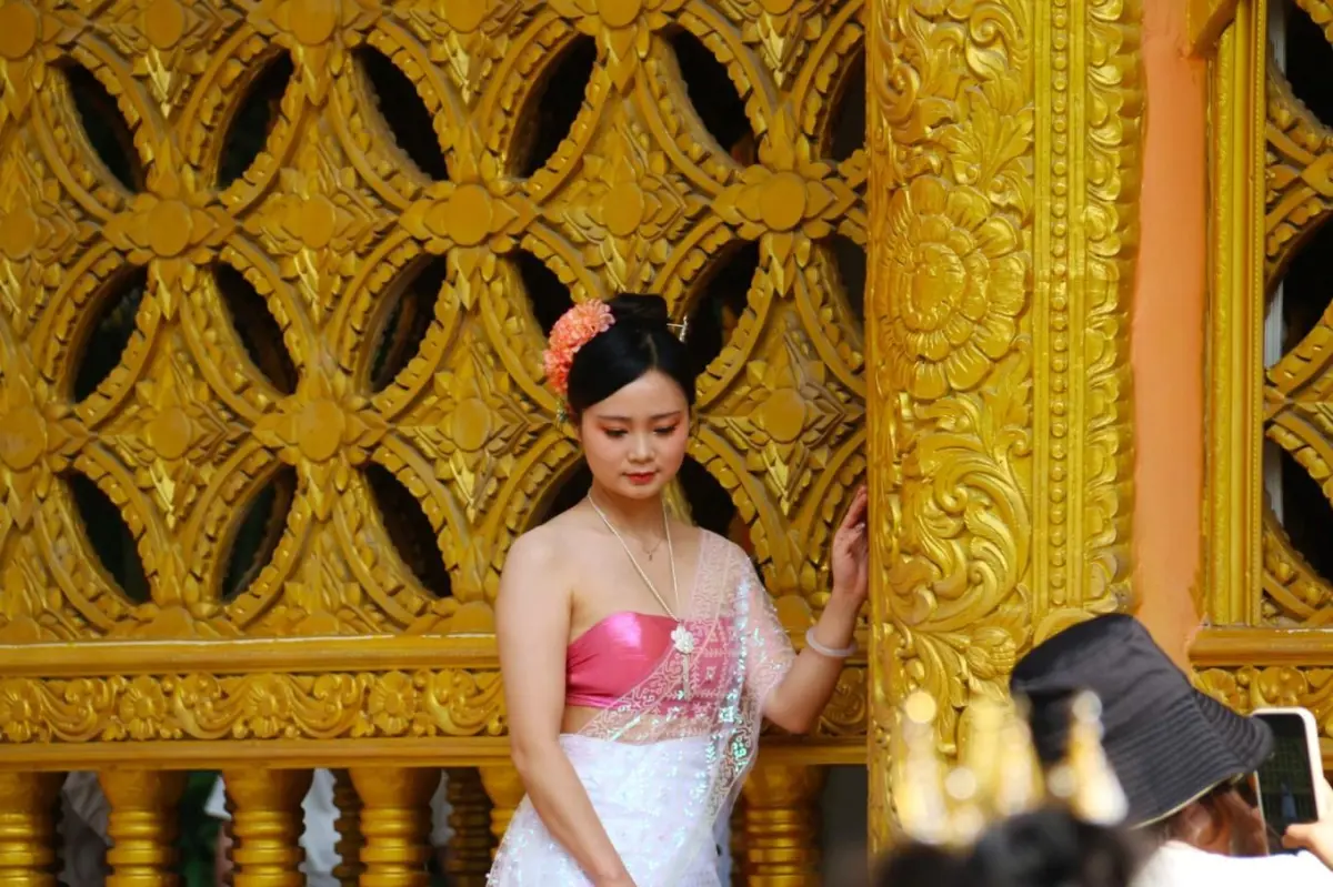 曼听公园，傣王御花园（王宫和王妃）