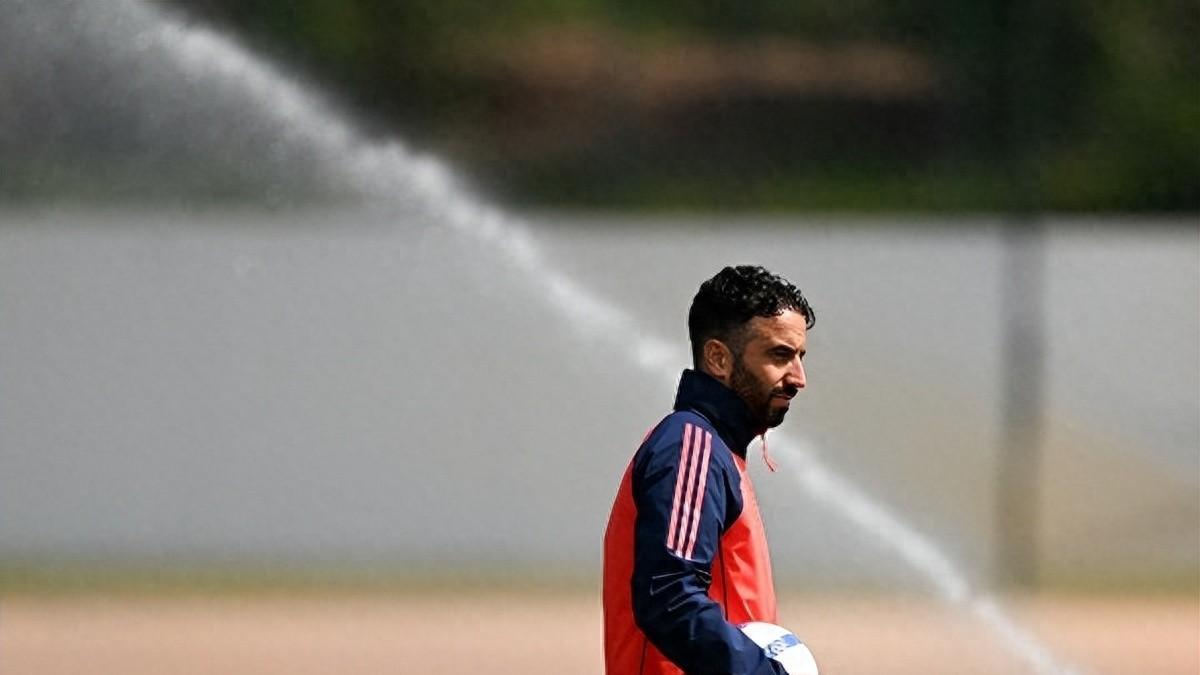 曝曼联炒掉阿莫林已支付赔偿，解雇主帅可谓是交足学费！