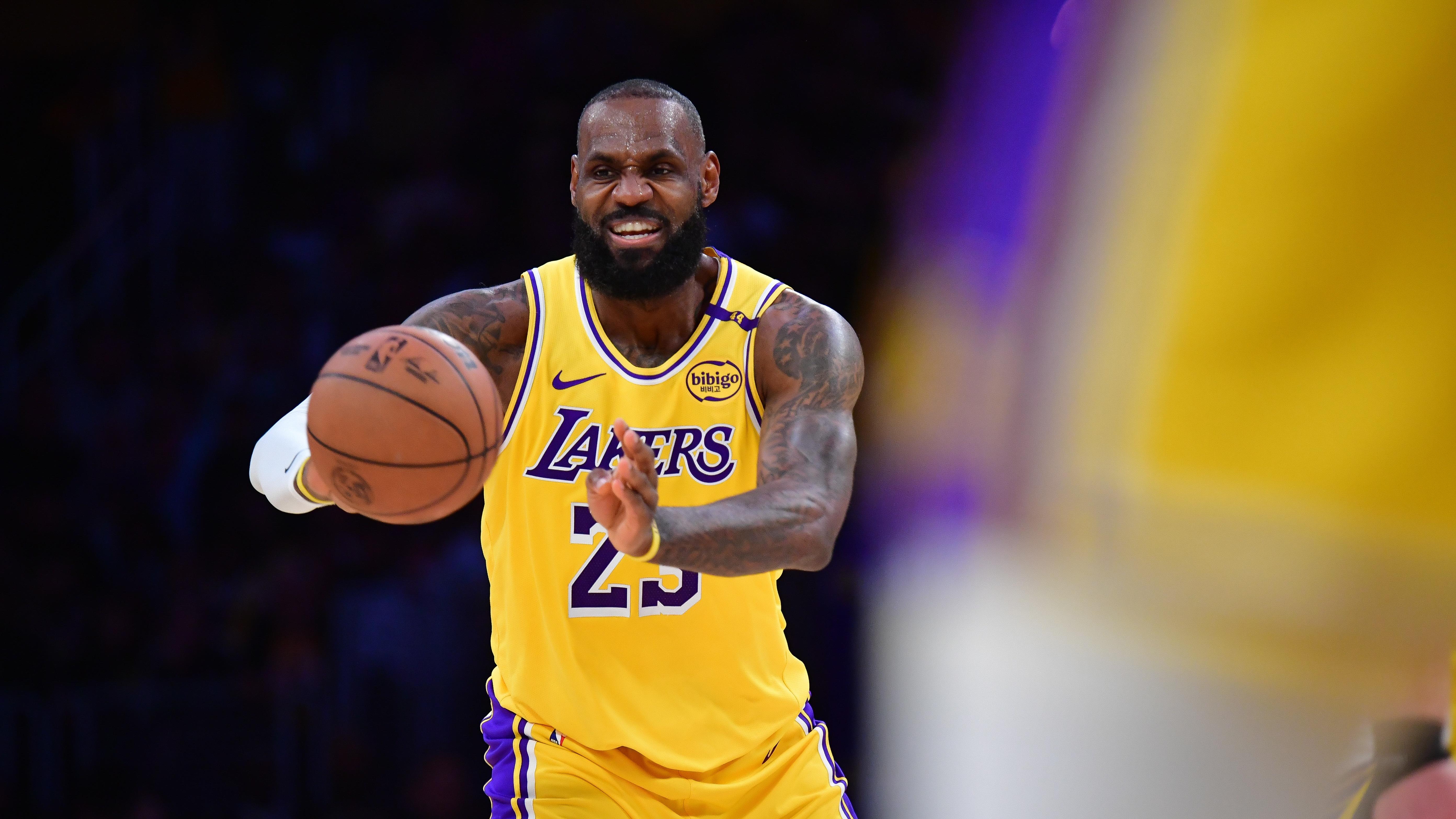 Amick：几个月前老詹似乎注定离开湖人 现在问题成了湖人留不留他