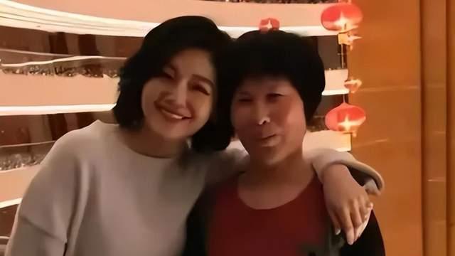 太拼了！马筱梅出月子后汪小菲回京工作，小杨阿姨顺利回归