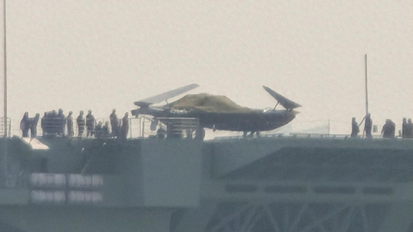 四川舰携攻击-21海试，为何说中国又领先一步？美军还在补短板