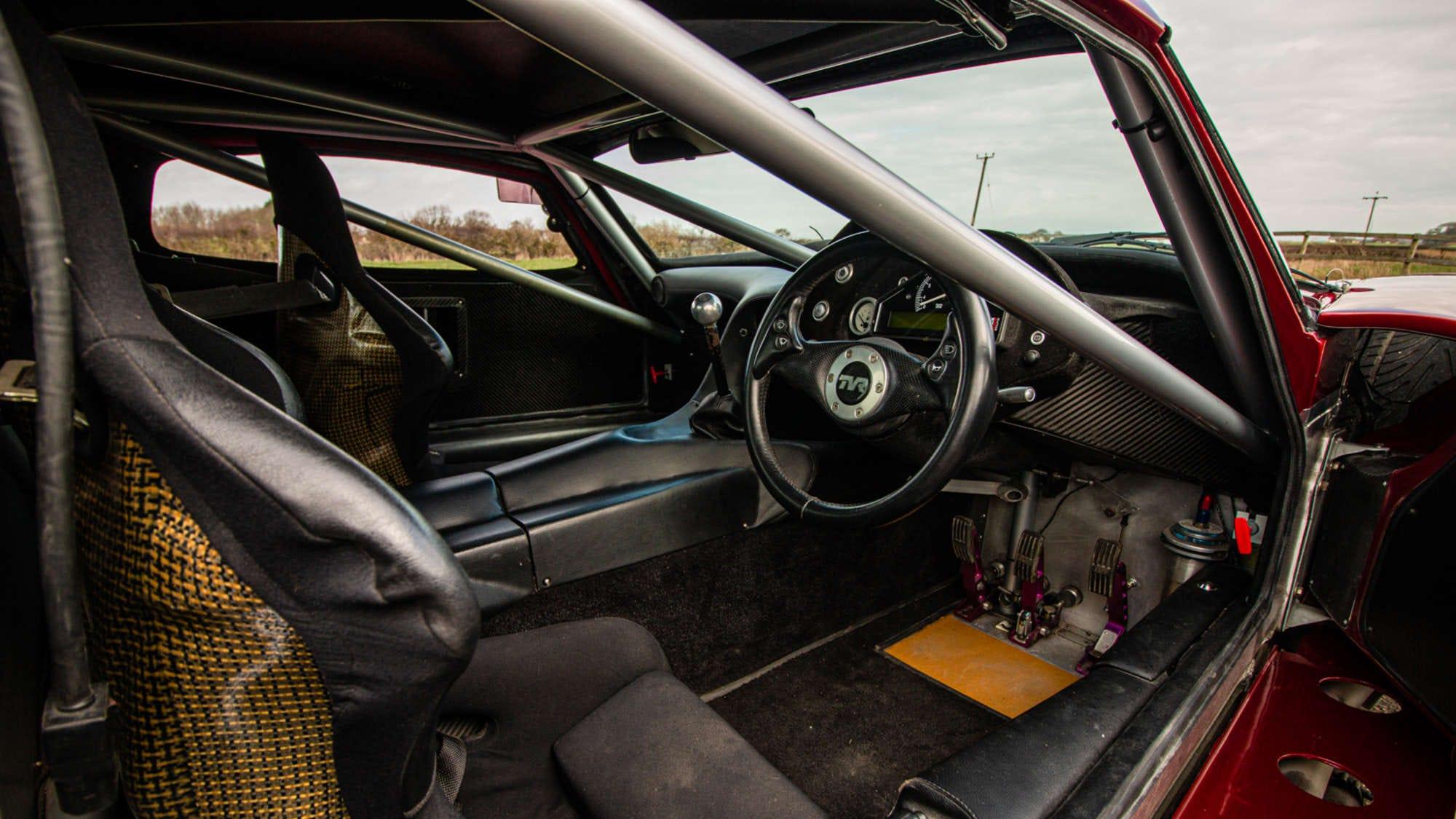 生于赛道，止于公路：TVR Cerbera Speed 12的兴衰史