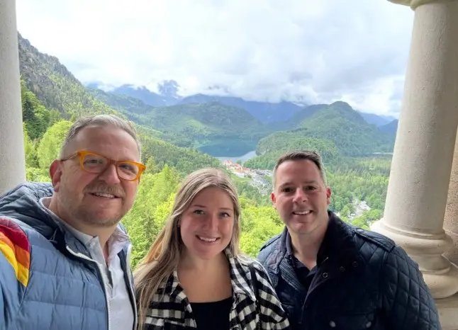 怀孕7个月，她发现老公出轨了，对象竟是自己的产科医生！