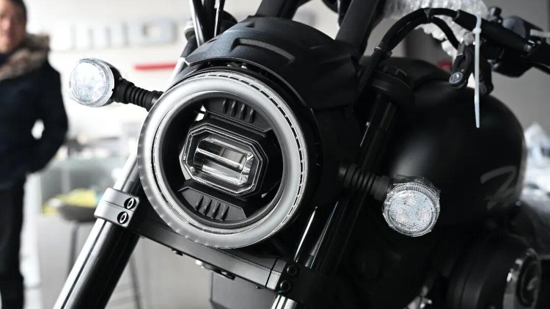 [巡航推荐] 来自QJMOTOR的成熟之选 —— 闪600 V2 Classic