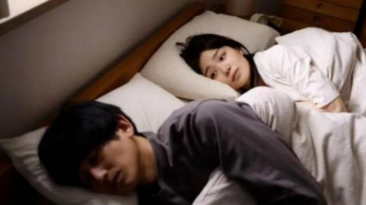 无性婚姻自救指南：生理问题别硬扛，心理隔阂这样破