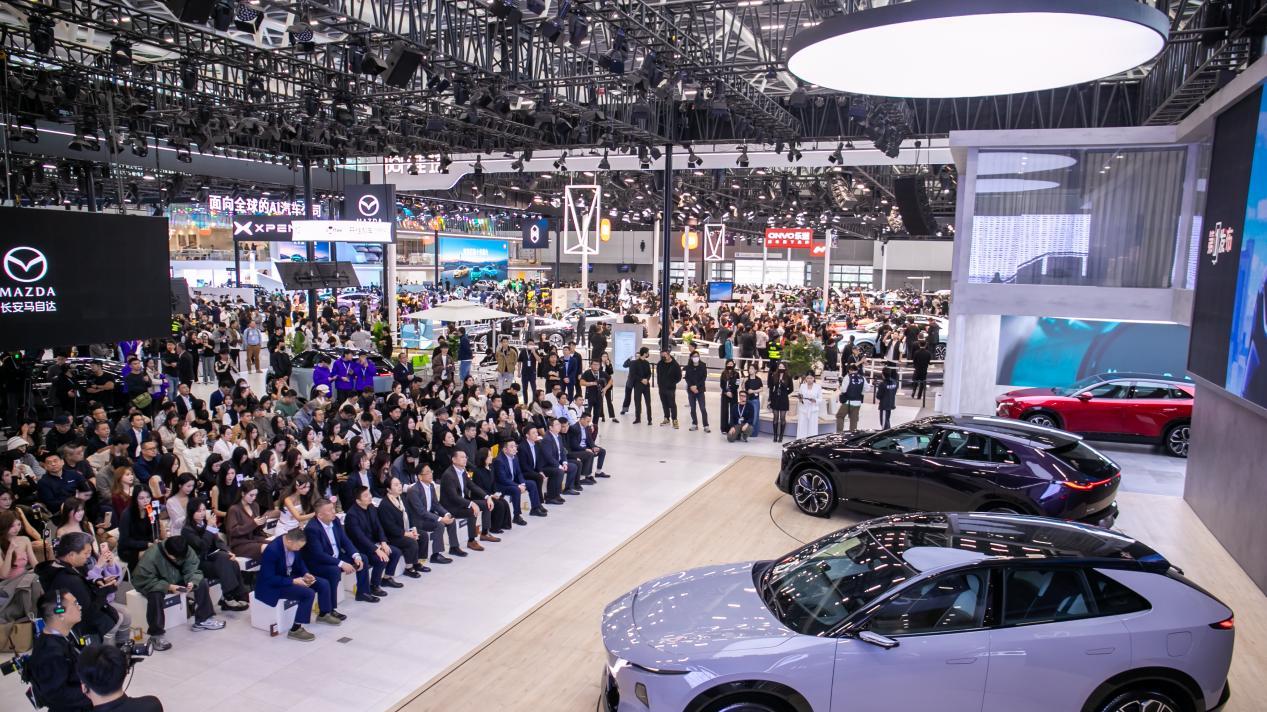 合资新能源家用 SUV 赛道再添新贵 马自达 EZ-60 与日产 NX8 各展其长