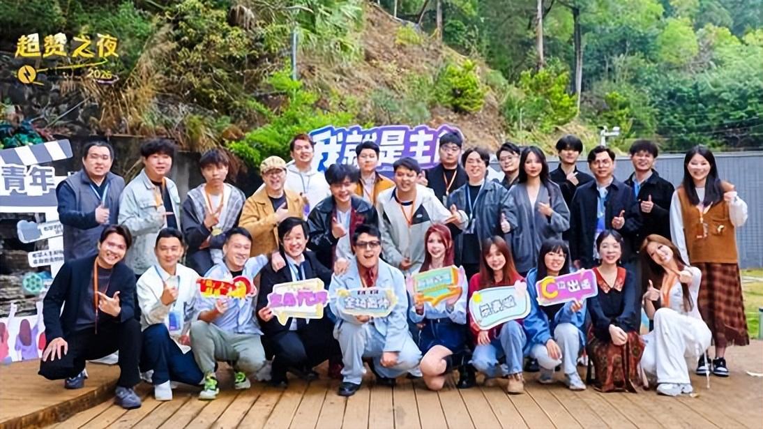 笪屹超人：不会拍电影的数码博主不是好赛车手