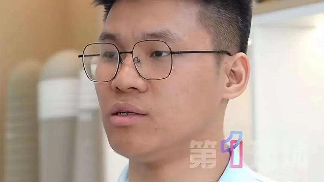 汶川地震幸存者现状，截肢后开了假肢公司，跑步走秀还在废墟种菜
