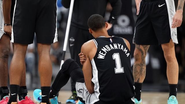 马刺主场轻取76人重返六十胜 九年等待终迎巅峰蜕变