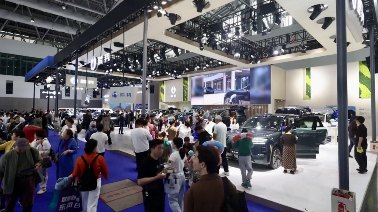 厦门五一车展 第二代腾势D9重磅上市