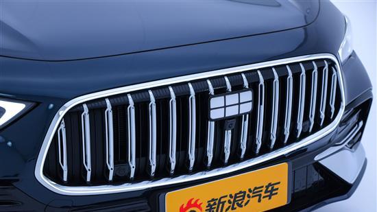人民的7系来了 静态体验吉利银河星耀7