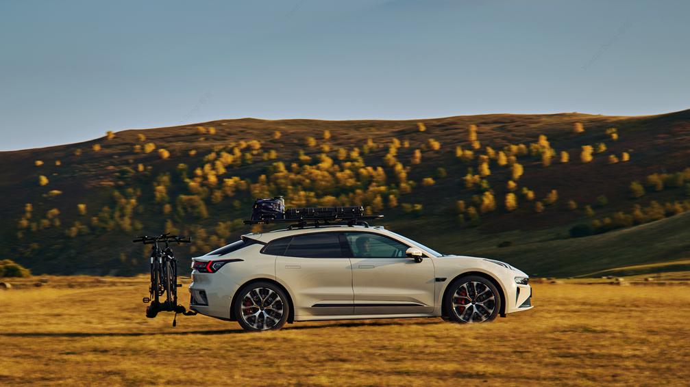 焕新极氪001助力品牌1月销量同比翻倍