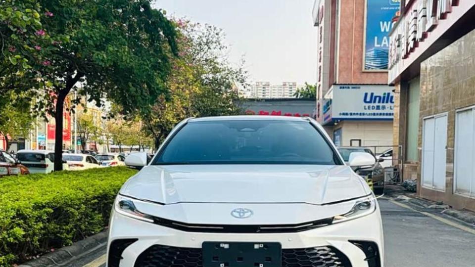 “价格战”进入白热化！丰田凯美瑞降到13.88万起，单月卖11172台