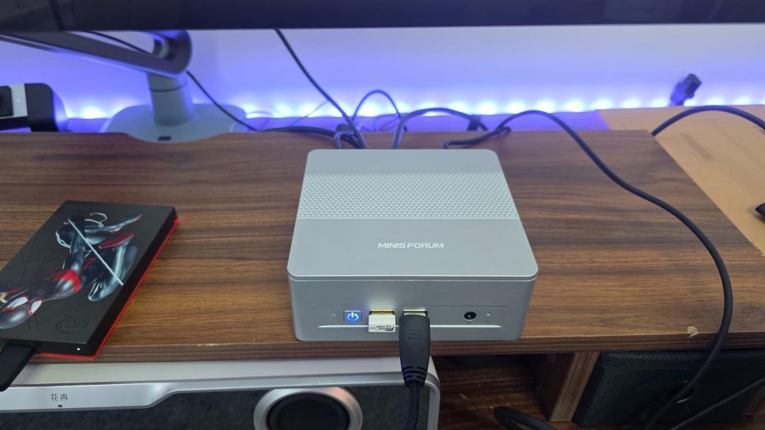 铭凡MINSFORUM DEG2显卡坞开箱体验：一键解锁3A游戏自由