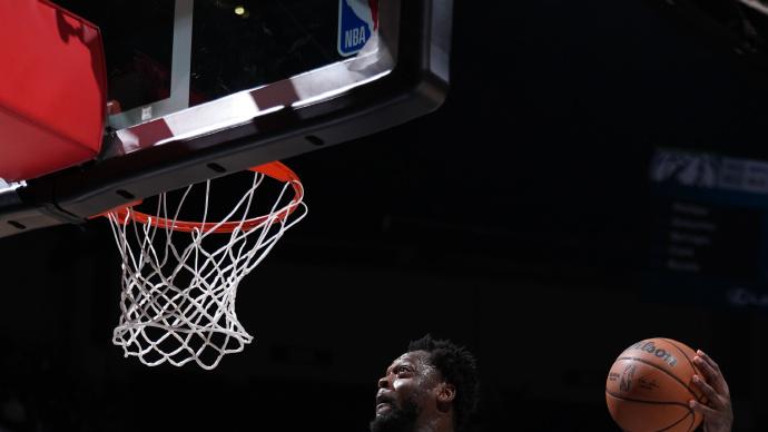 反超湖人，升至第五！兰德尔41分7板，末节独得23分，华子仅14分