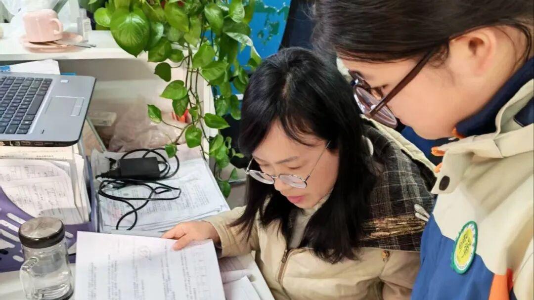 信阳市春华学校江杰：深耕一线育桃李 不忘初心续芳华