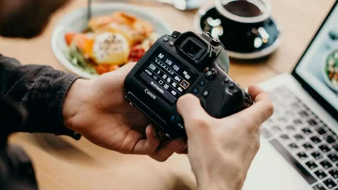 使用包围曝光拍摄时，一定要注意这几个点