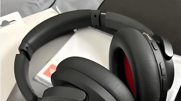 头戴式耳机怎么选不踩坑？2026十大旗舰头戴式耳机硬核实测！