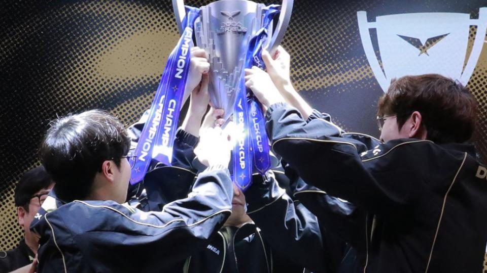 LCK决赛收视率翻车，没有faker的决赛杯，热度不如T1常规赛的三分之一