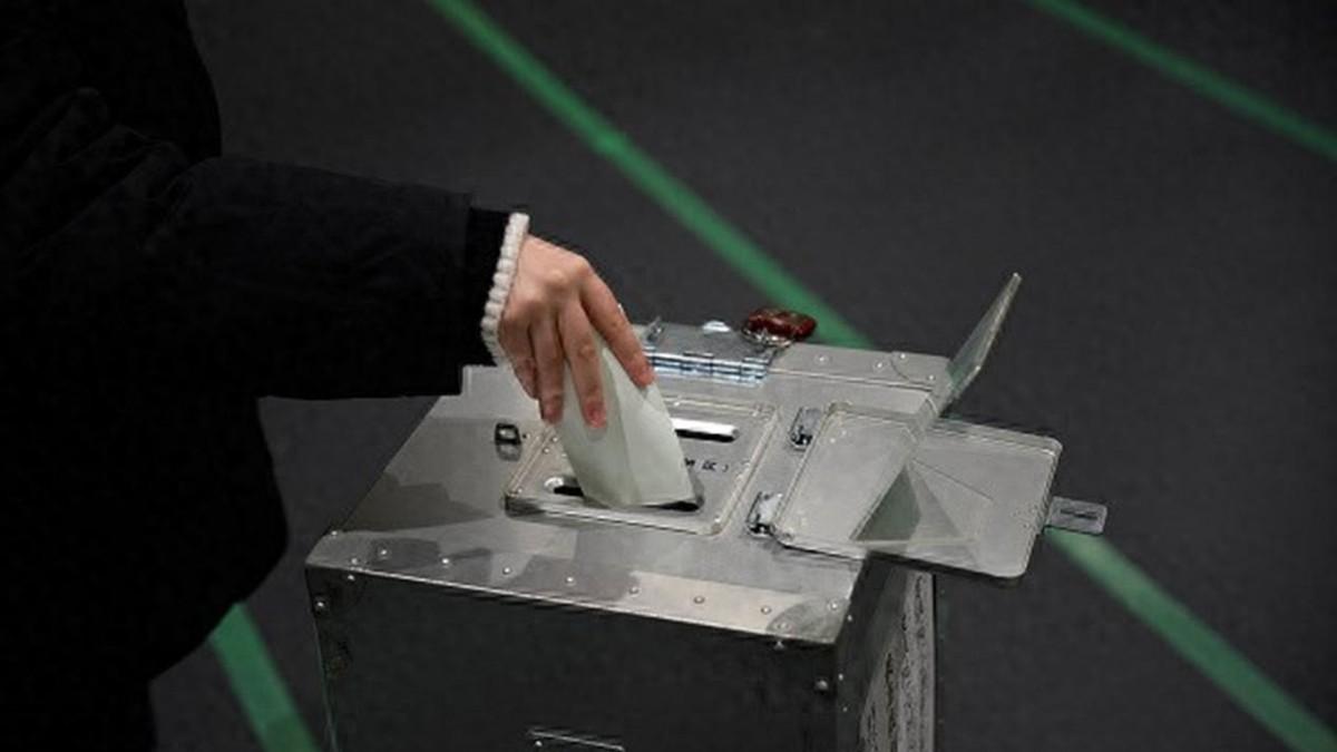 投票刚结束，高市就遇到麻烦了，特朗普突然变脸，俄连续警告日本