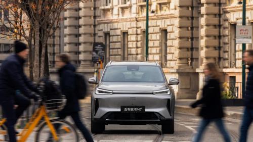 以静奢定义家用新标杆！吉利银河M7全国14城试驾启