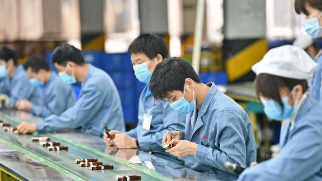 手脚慢不用愁！这3类工厂最适合，稳干不挨骂