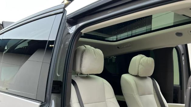 想买MPV，选理想MEGA还是极氪009？