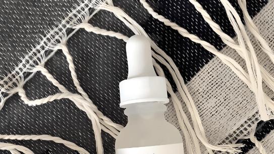 精准攻克毛孔粗大！十款热门护肤精华开启细腻美肌之旅