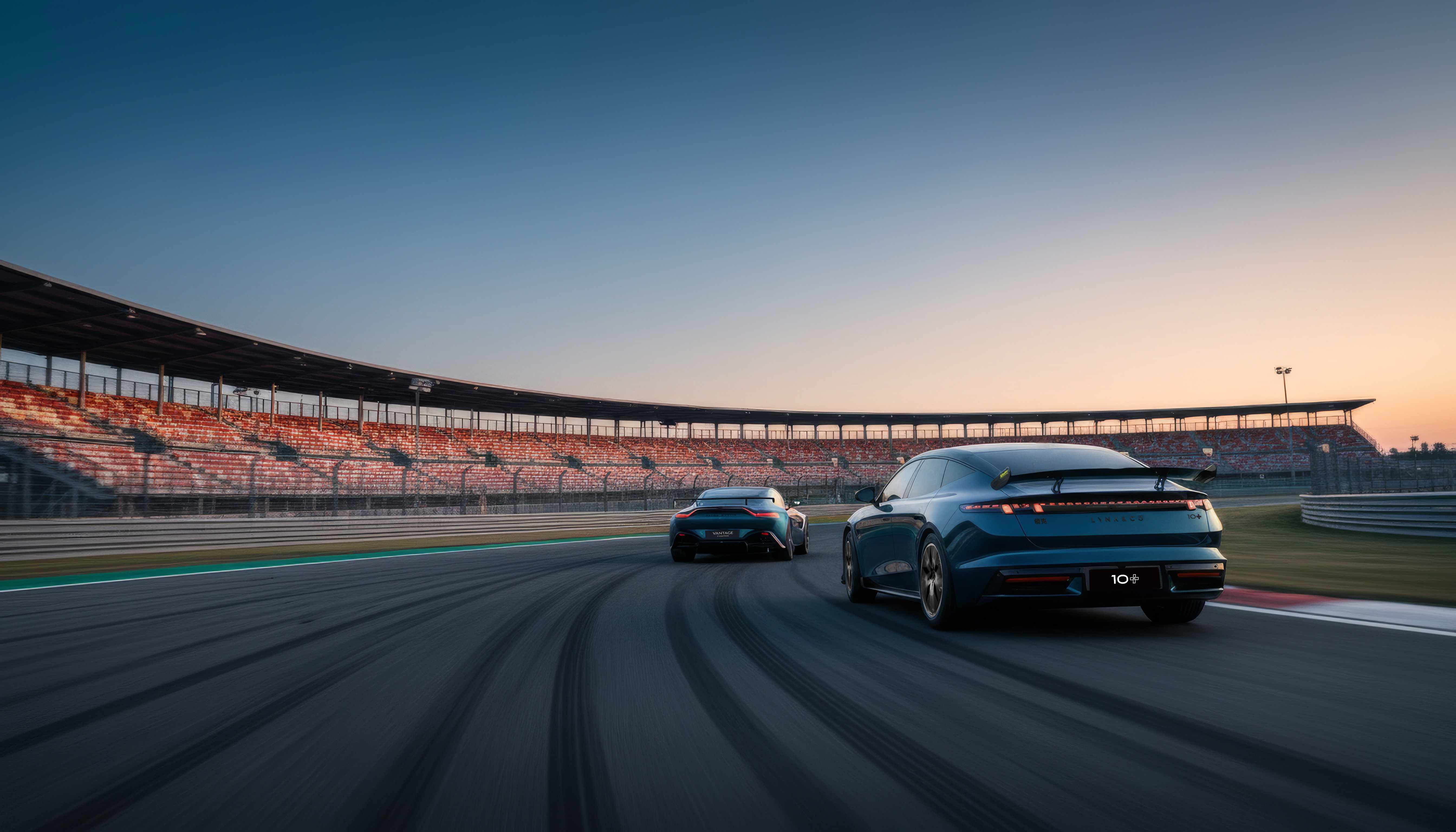 领克10+官宣登场，纯电运动赛道再添硬核新玩家