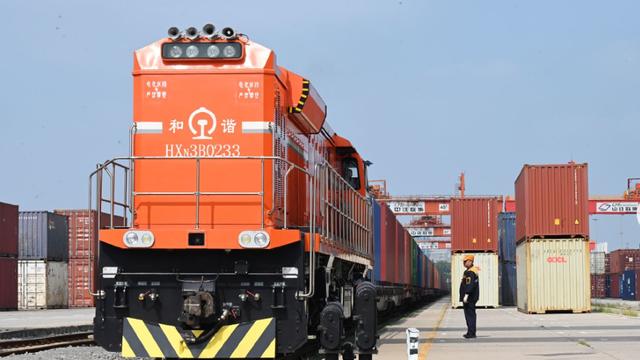 别再骂郑州“吸血”了！它的崛起，才是河南破局的唯一出路