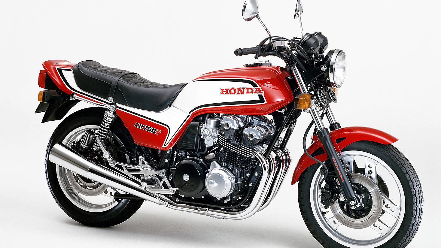 一句差评唤醒本田！CB750F用赛道美学完成绝地反击