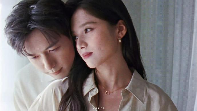 李现与张婧仪：《雾里青》未播先火，只因两双“会讲故事”的眼睛