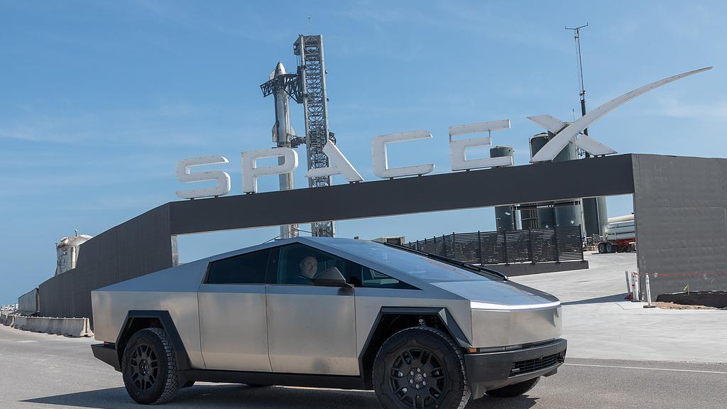 震撼官宣！SpaceX申请部署100万颗卫星，打造全球首个太空AI数据中心