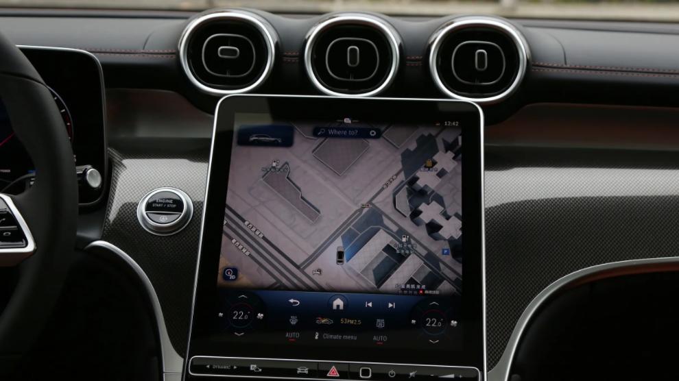 买豪华中型SUV，不妨看看26款奔驰GLC，动力充足配置豪华