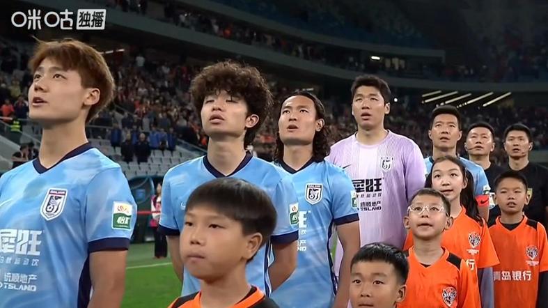 大连对阵西海岸平局也能接受？两翼飞不动了！既然很难守住，那么互捅吧
