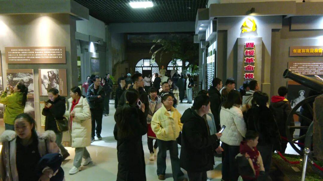 【文化旅游】晋绥边区革命纪念馆：红色旅游热潮涌动