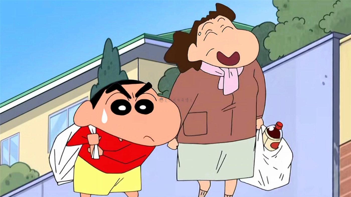 《蜡笔小新》野原一家邻居北本大婶头上的“白块”到底是什么？