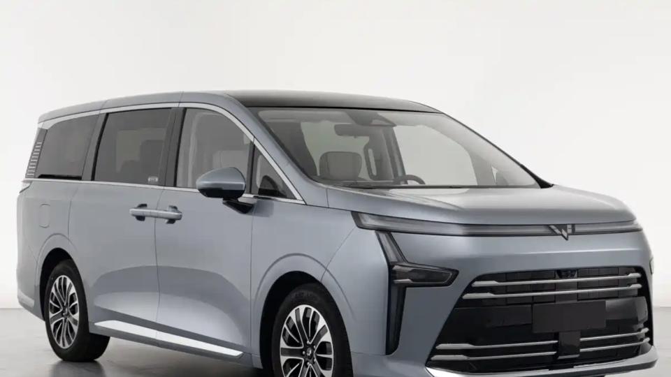 五菱全新MPV，或命名星光M